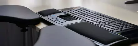 Kyynärvarsituki Split - Näppäimistön ranne ja kyynärvarsituet - TB217 - 2